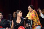 Kiron Kher promote Gunday on location of India